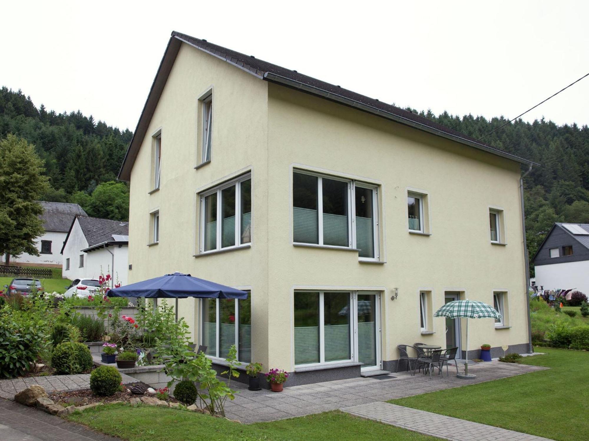 Apartment With Terrace And View Merschbach Kültér fotó