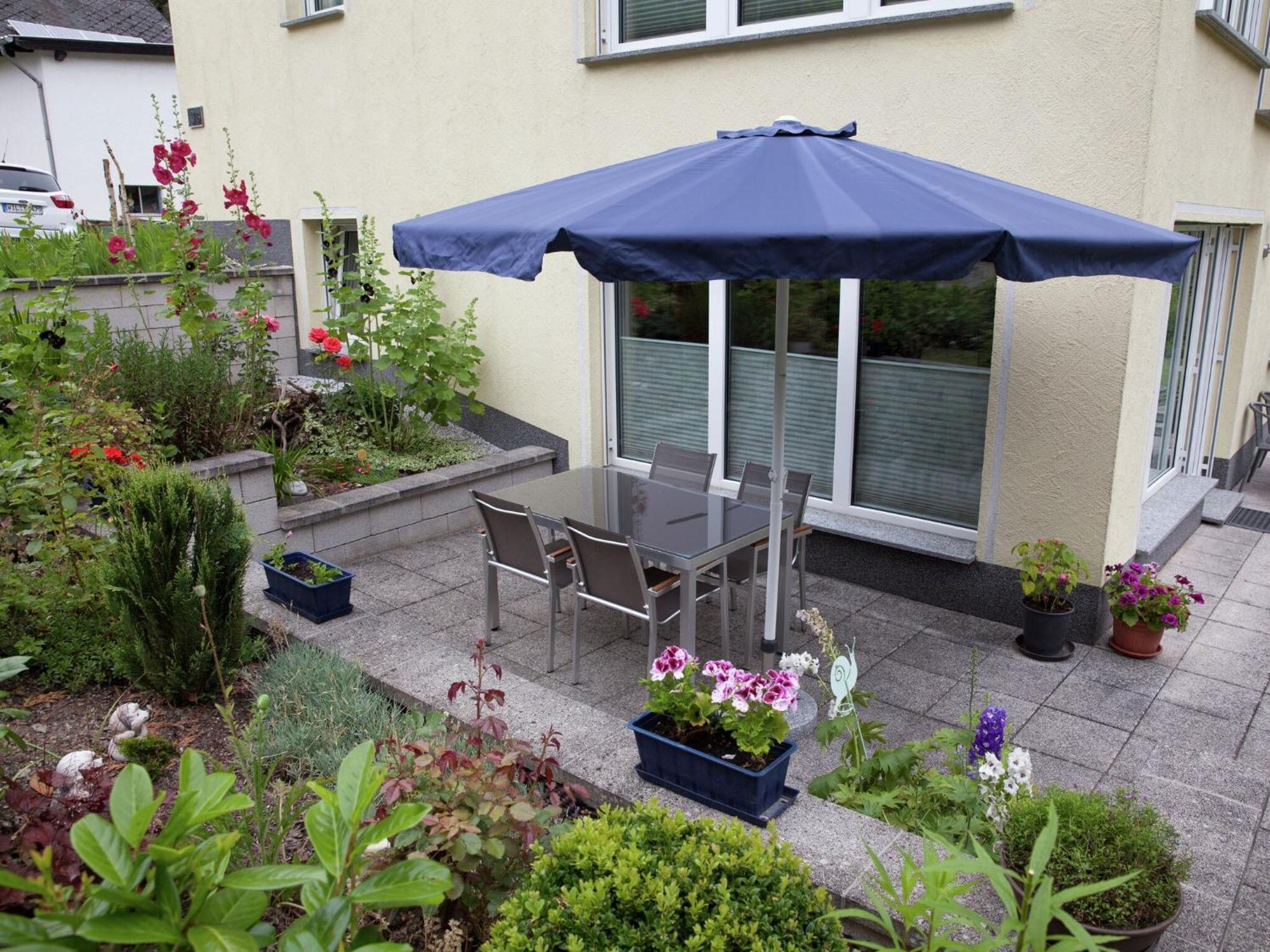 Apartment With Terrace And View Merschbach Kültér fotó